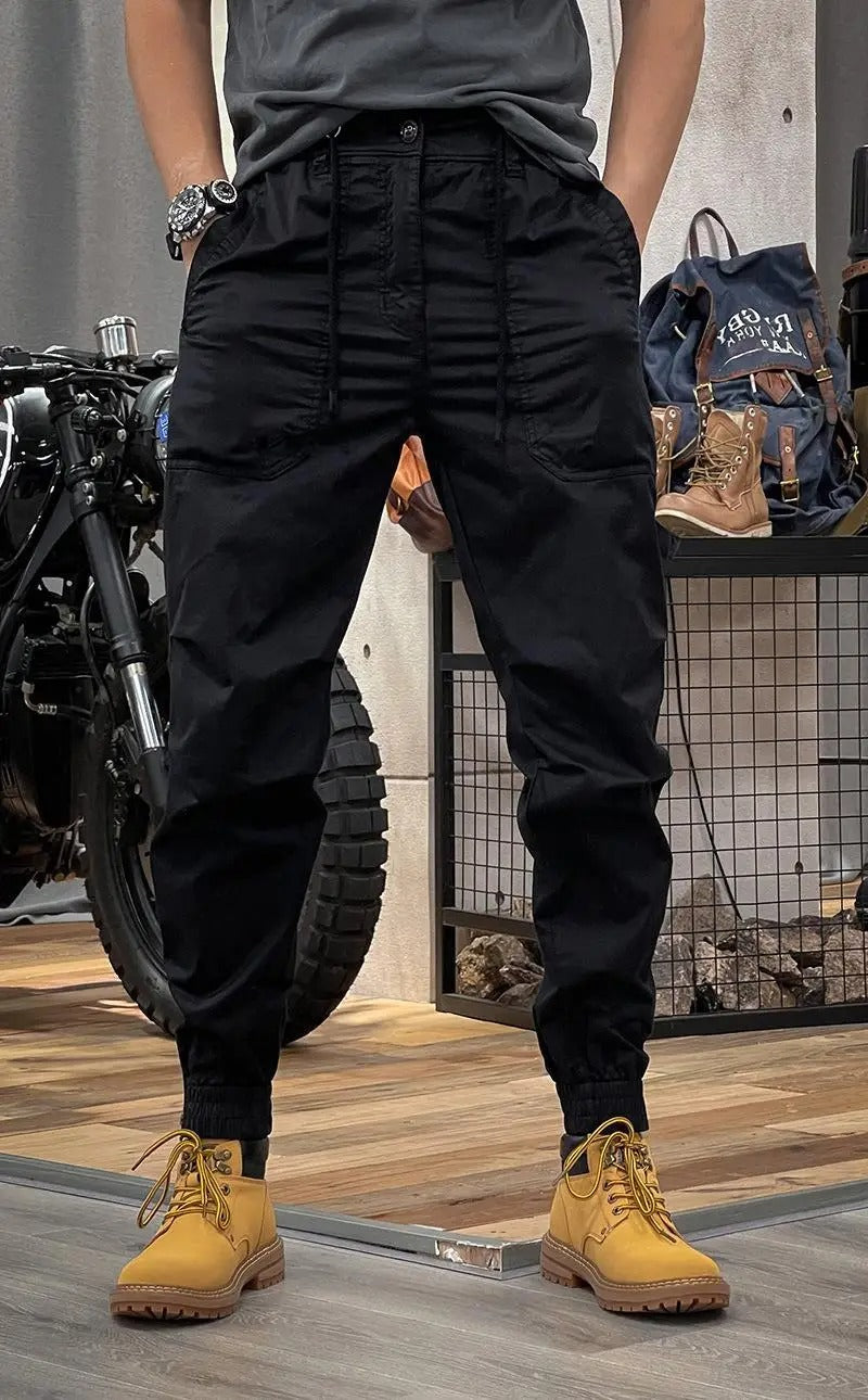 Lucas - Slim Fit Cargo Pants with Practical Pockets