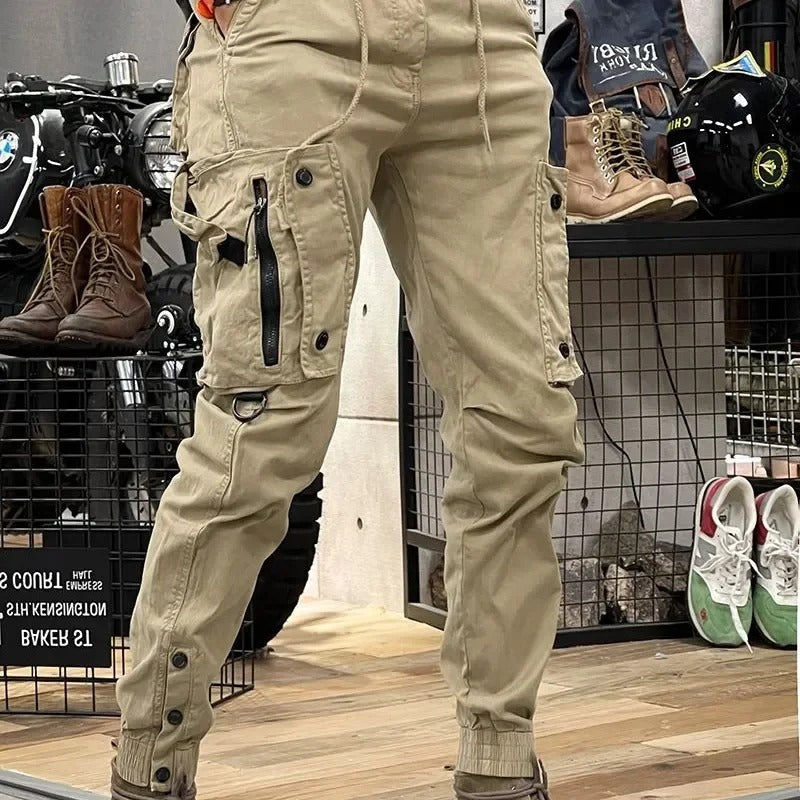 Lucas - Slim Fit Cargo Pants with Practical Pockets